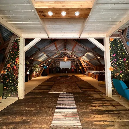 Beautifully Located Farm Unique Experience *